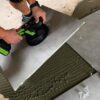 Ventouse Vibrante Électrique pour Pose de Carrelage – 16.8V avec 2 Batteries – Image 2